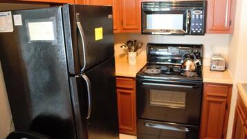 Kondominium, Beberapa Tempat Tidur (Sugar Ski & Country Club Unit 414 Sil) | Dapur pribadi