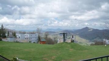 Condo, nhiều giường (Sugar Ski & Country Club Unit 521 Pla) | Ban công