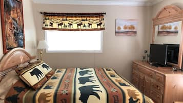 Condo, Multiple Beds (Sugar Ski & Country Club Unit 811 Gol) | 2 bedrooms, free WiFi