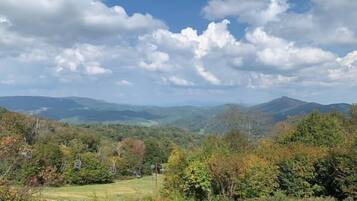 Condo, Multiple Beds (Sugar Ski & Country Club Unit 811 Gol) | Property grounds