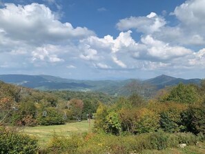 Condo, Multiple Beds (Sugar Ski & Country Club Unit 811 Gol) | Property grounds - Sugar Ski & Country Club Unit 811 Gold (Banner Elk)