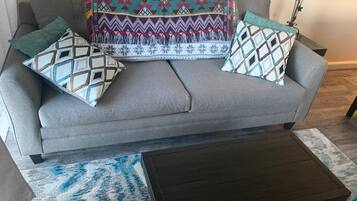 Condo, nhiều giường (121) | Phòng khách | TV