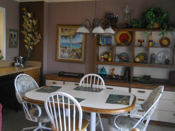 Condo, Multiple Beds (Sugar Ski & Country Club Unit 234 Sil) | Private kitchen | Fridge, microwave, stovetop, dishwasher - Sugar Ski & Country Club Unit 234 Silver (Banner Elk)