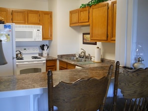 Condo, Multiple Beds (324) | Private kitchen | Fridge, microwave, stovetop, dishwasher - Sugar Ski & Country Club Unit 324 Silver (Banner Elk)