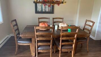 Condo, Multiple Beds (Sugar Ski & Country Club Unit 523 Pla) | Private kitchen