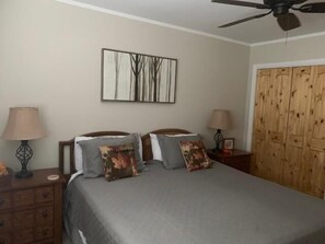 Apartment, Mehrere Betten (Sugar Ski & Country Club Unit 523 Pla) | 2 Schlafzimmer, kostenloses WLAN