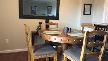 Condo, 2 Queen Beds (Sugar Ski & Country Club Unit 835 Sil) | Private kitchen