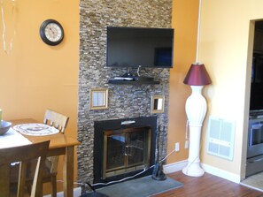 Condo, 2 Queen Beds (Sugar Ski & Country Club Unit 11-203 ) | Living room