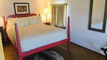 2 Schlafzimmer, Schreibtisch, Bügeleisen/Bügelbrett, kostenloses WLAN