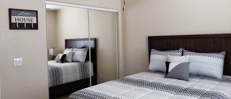 3 chambres, Wi-Fi gratuit, draps fournis