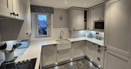 Brae View Coastal Gem