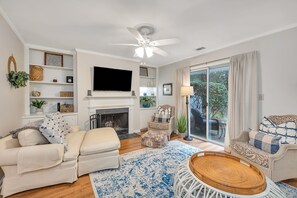 Televisio, takka, DVD-soitin