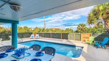 House (Atlantic Splash) | Pool