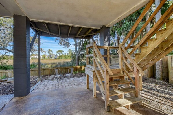 House (Marsh Treehouse) | Balcony