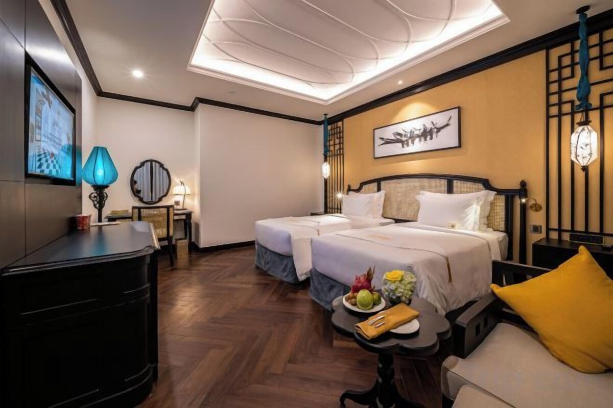 Hochwertige Bettwaren, Minibar, Zimmersafe, Schreibtisch