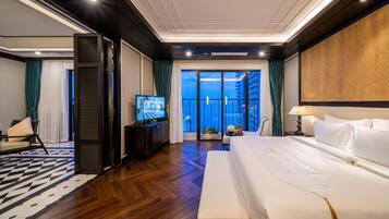 Suite Royal | Ropa de cama de alta calidad y minibar