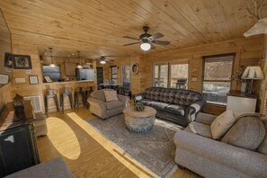 Smart TV, video games