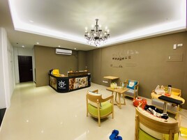 Sala de estar en el lobby