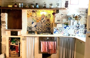 Oven