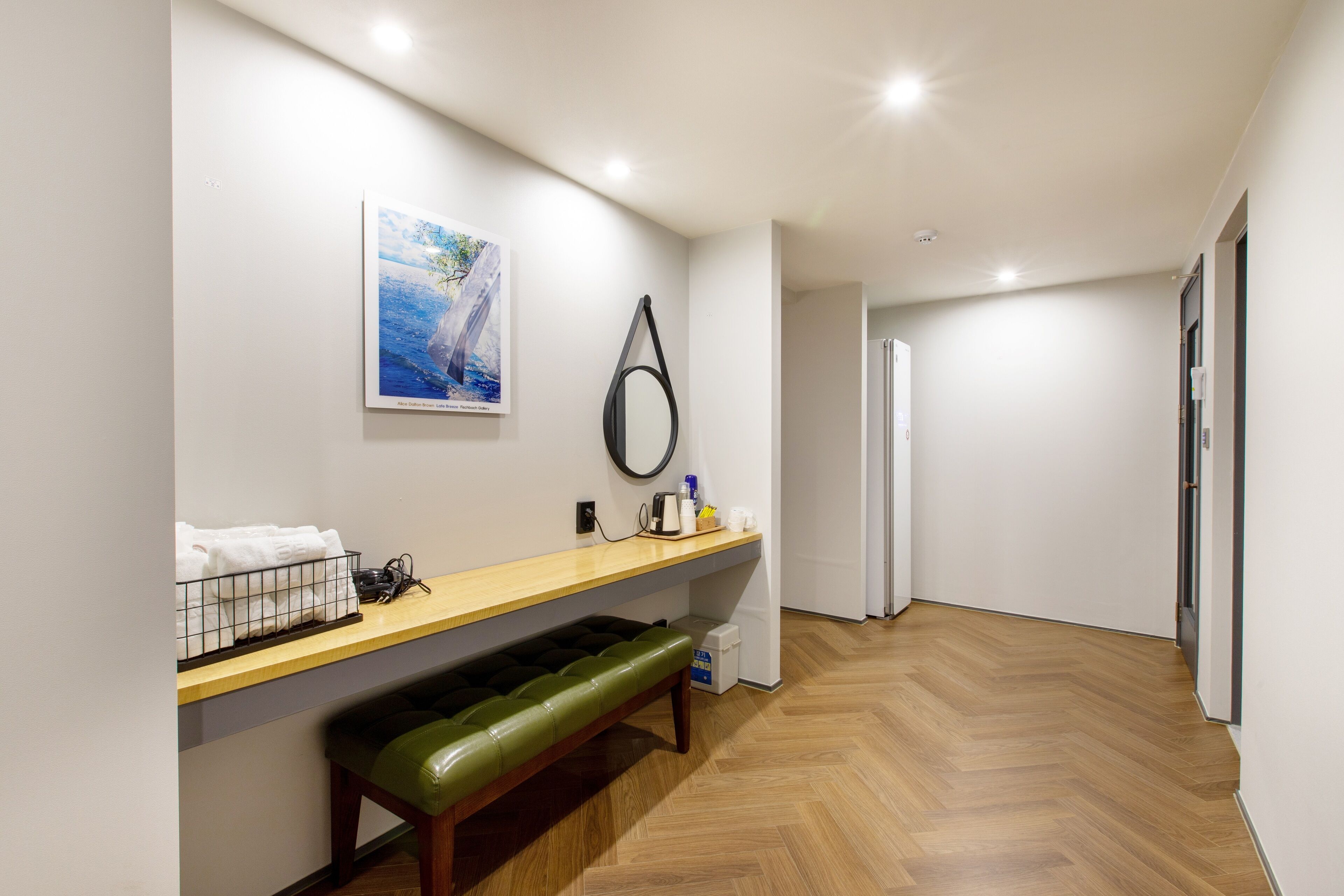 vip twin | 1 bedroom, premium bedding, individually decorated, desk