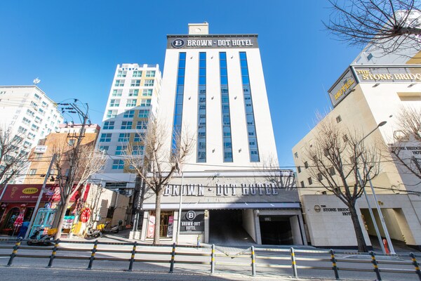 Brown Dot Hotel Minam - Busan