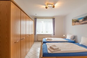3 室のベッドルーム、WiFi