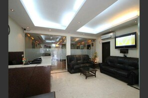 Lobby - Hotel Shyam Inn (Bengaluru)