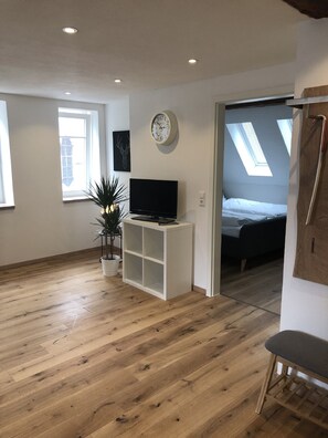 Apartment | Living area - Gästehaus an der Frauenkirche (Guenzburg)