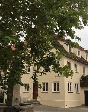 Exterior - Gästehaus an der Frauenkirche (Guenzburg)