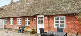 6 Person Holiday Home in Hojer