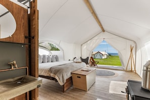 Premium bedding, memory foam beds, bed sheets