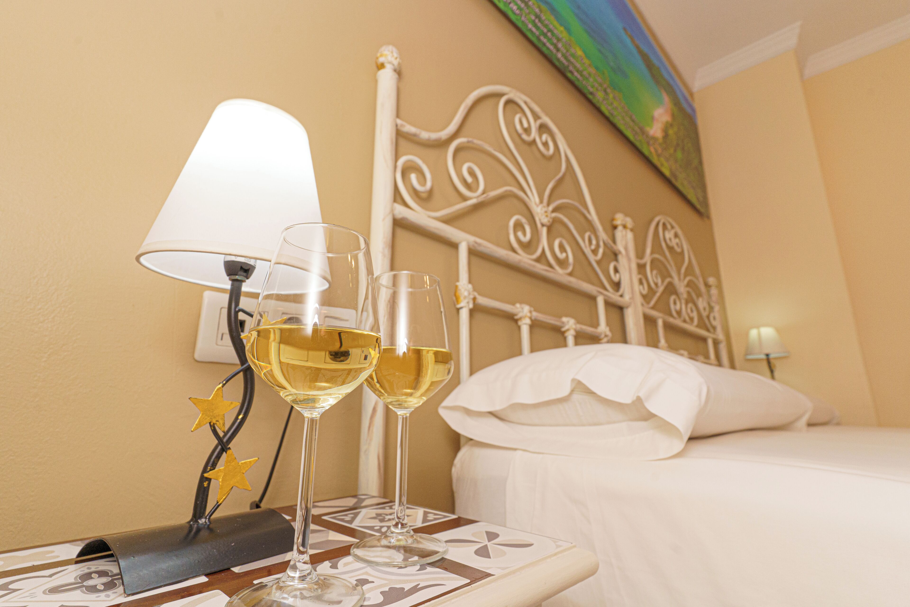 basic double room, 2 single beds | minibar, desk, laptop workspace, soundproofing