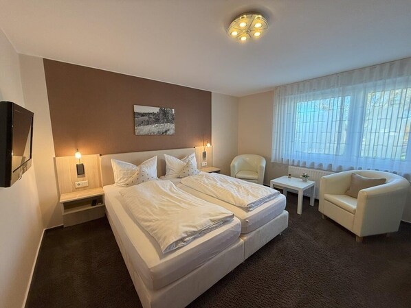 Doppelzimmer | Kostenloses WLAN, Bettwäsche