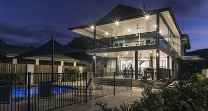 Belle Escapes Beachfront Luxury Home 53 Arlington Clifton Beach