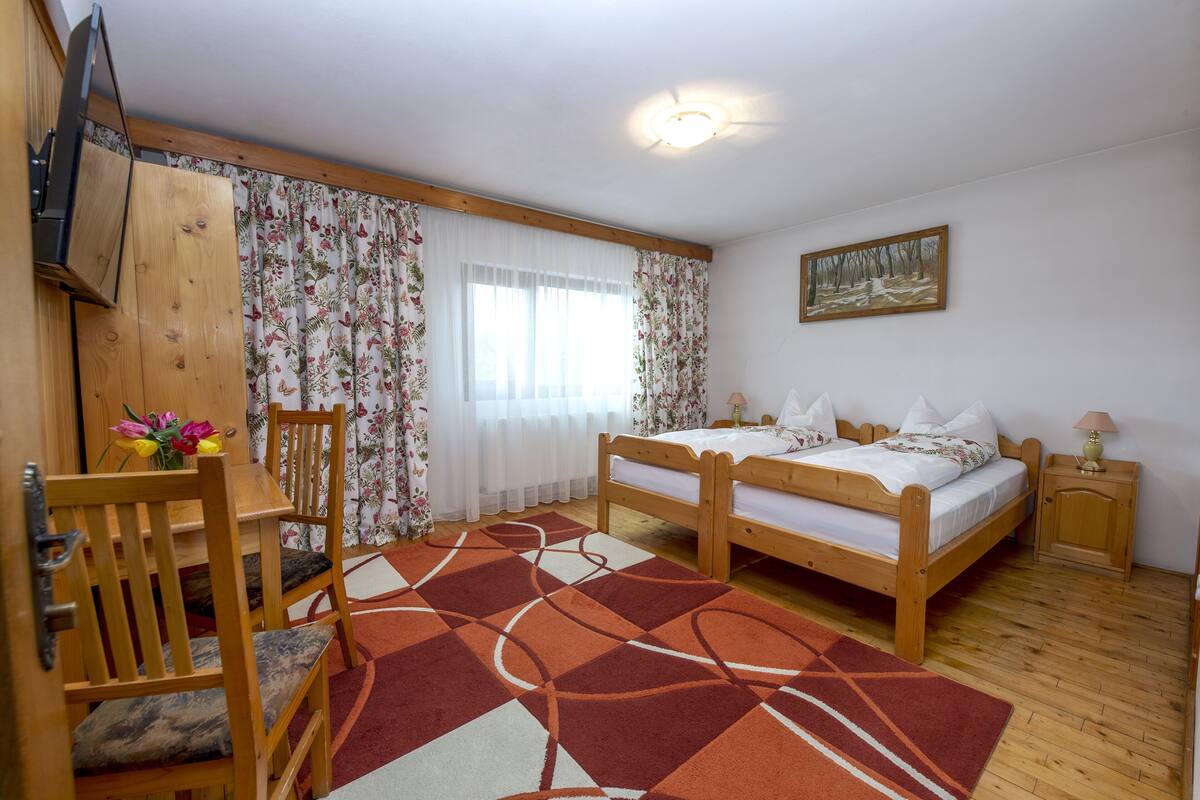 Desk, free WiFi, bed sheets