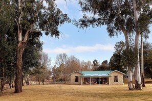 Exterior - Dog-friendly Farm Cottage in the Berg by First Private Stays (Drakensberg Gardens)