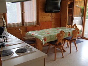 Dining - Cozy Apartment for 4-6 in Village Center with Terrace and Parking (BLA003) (Saint-Jean-de-Sixt)