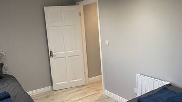Apartment, Multiple Beds