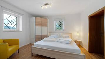 1 chambre, Wi-Fi gratuit, draps fournis