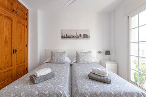 3 Schlafzimmer, Bügeleisen/Bügelbrett, kostenloses WLAN, Bettwäsche