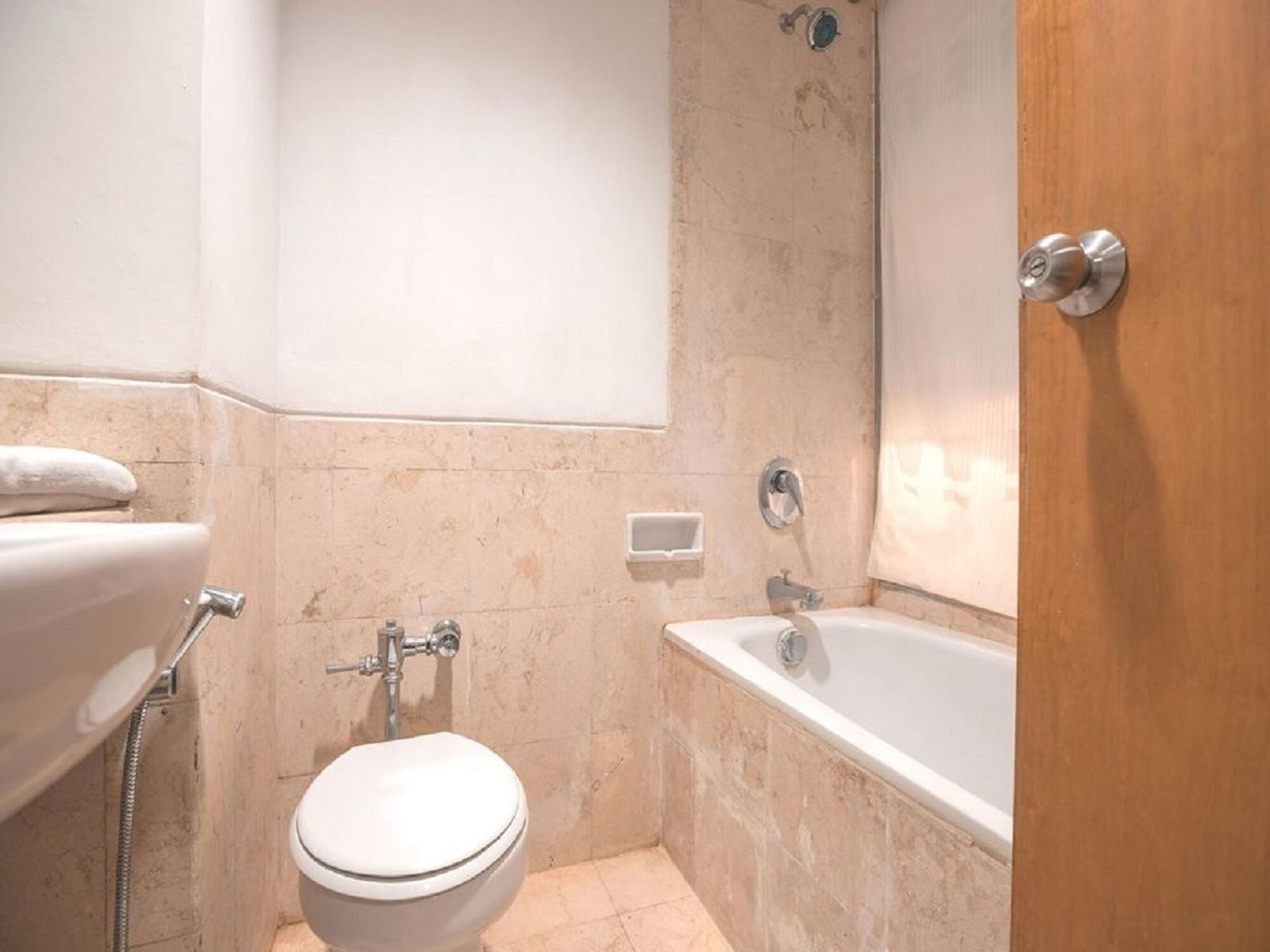 Foto - Hotel Bulevar Tanjung Duren Jakarta