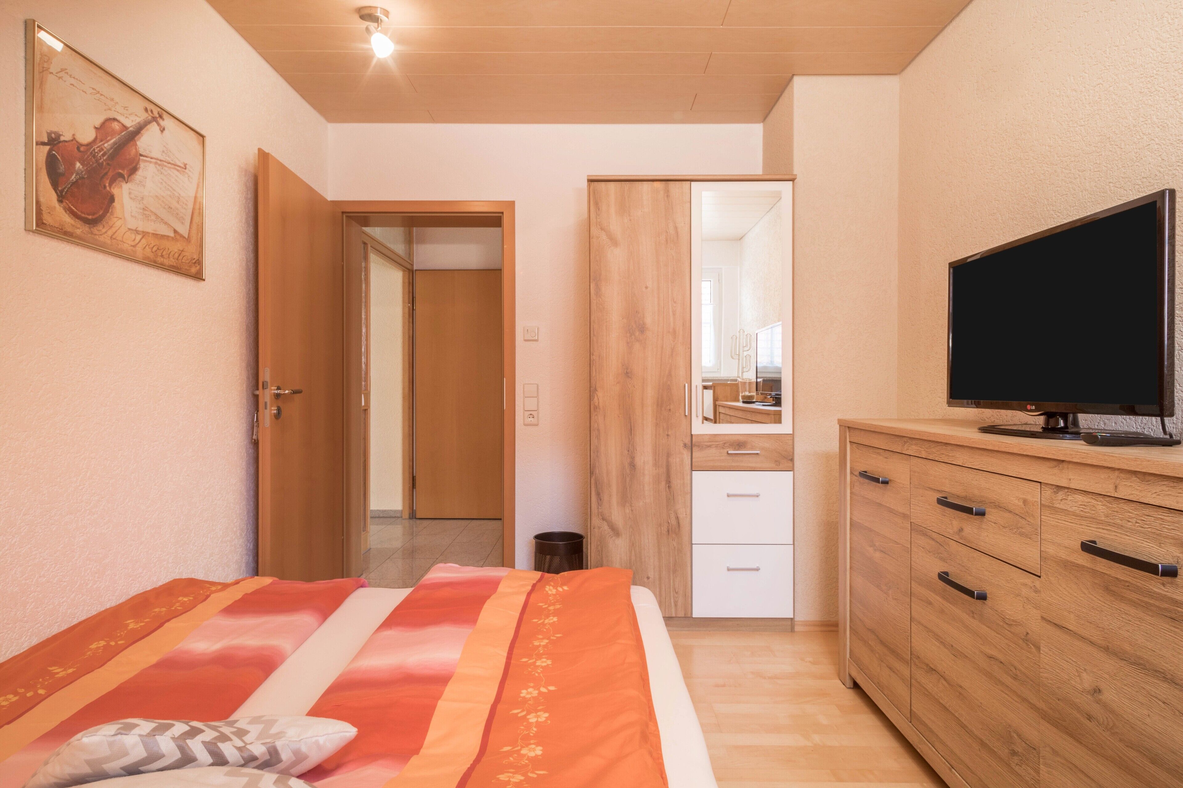 2 chambres, fer et planche à repasser, Wi-Fi gratuit, draps fournis