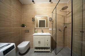 Penthouse | Bathroom