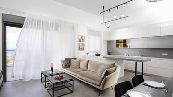 Apartment, 3 Bedrooms | Interior