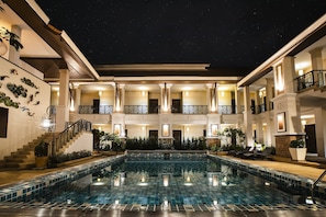 Outdoor pool - La Seine City Resort Chiang Mai (Chiang Mai)