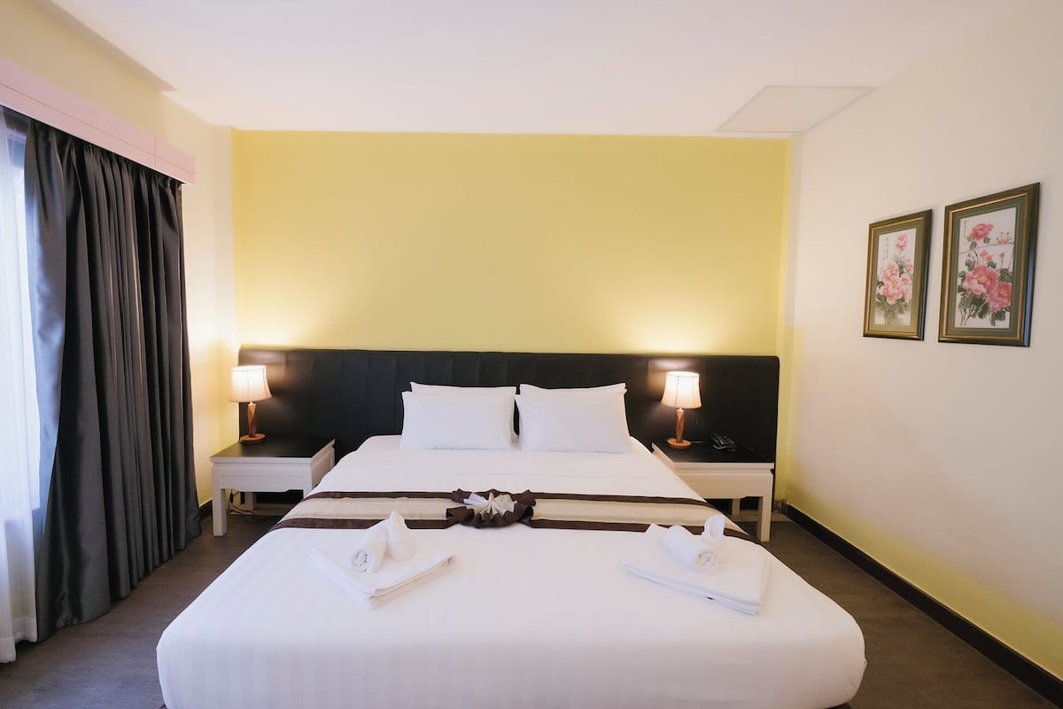 Superior Suite Double | มินิบาร์, ตู้นิรภัยในห้องพัก, โต๊ะทำงาน, พื้นที่ทำงานแบบใช้แล็ปท็อป