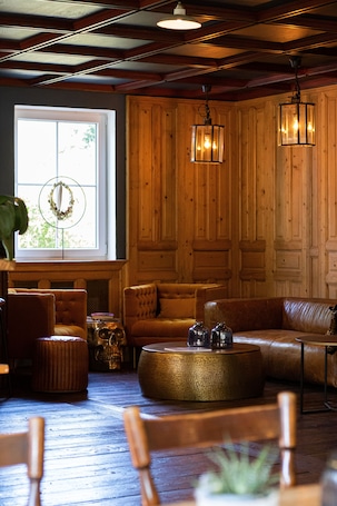 Lounge. Schmiedhubers