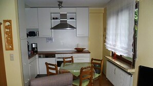 Unclassified image, 2 of 20, button - FERIENWOHNUNG DRINGENBERG (Winterberg)