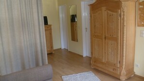 Unclassified image, 4 of 20, button - FERIENWOHNUNG DRINGENBERG (Winterberg)
