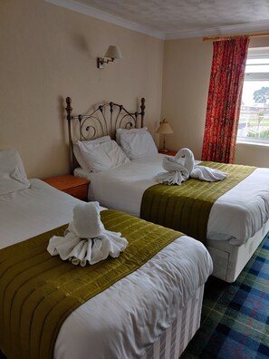 Standard Triple Room, Multiple Beds - Inglewood Palm Hotel, Abbey Sands Torquay (Torquay)
